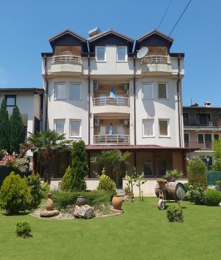 Celus Apartments Охрид Екстериор снимка